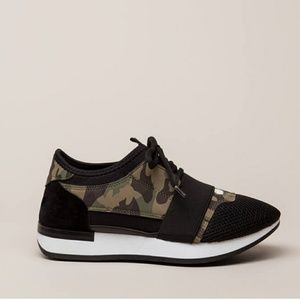 Women's Camouflage Fashion Sneakers